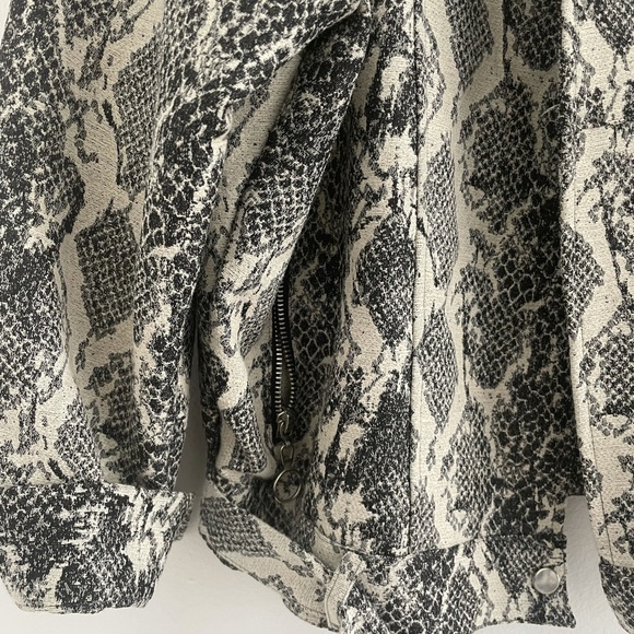 Snakeskin jacket - Zara - Picture 4 of 4